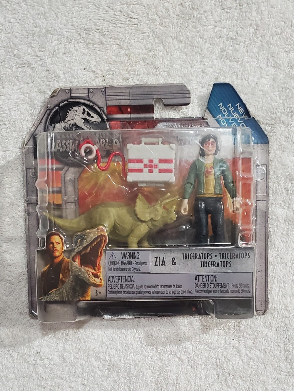 Jurassic World Zia & Green Triceratops Figure Pack